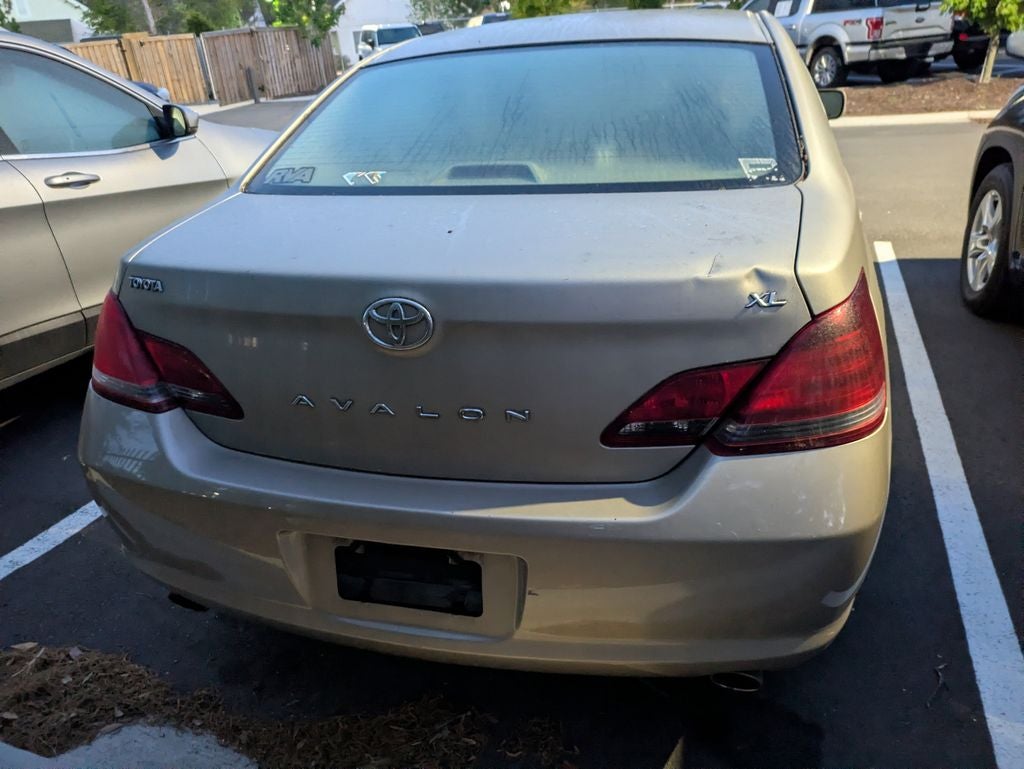 2008 Toyota Avalon XL