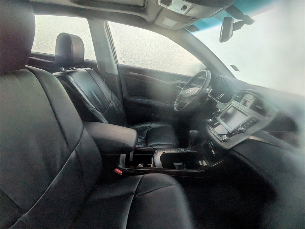 2011 Toyota Avalon Base