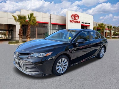 2020 Toyota Camry LE