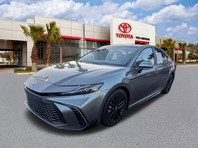 2025 Toyota Camry SE