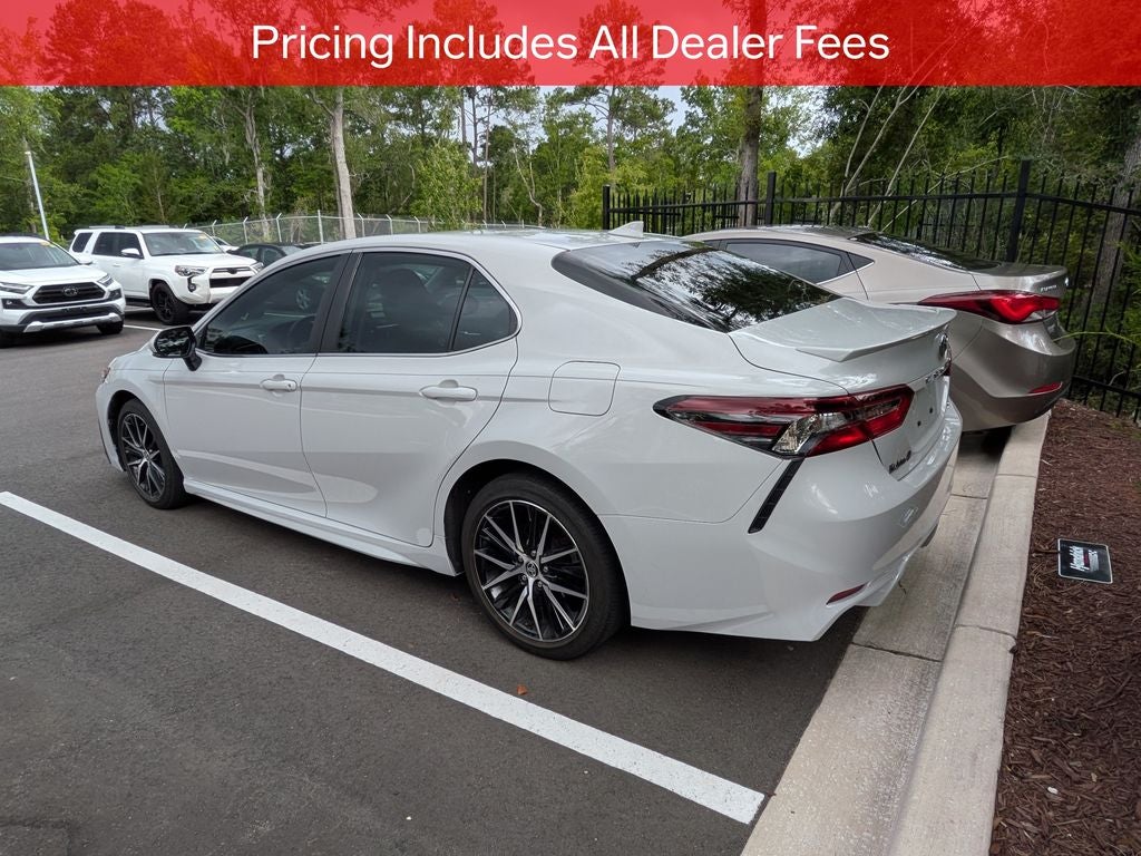 2024 Toyota Camry SE