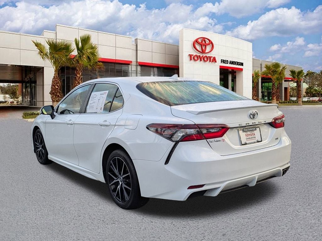 2022 Toyota Camry SE