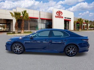 2024 Toyota Camry SE