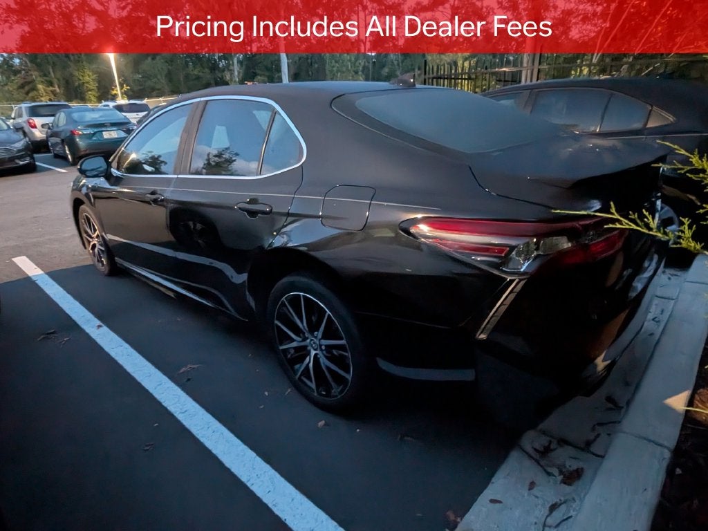 2023 Toyota Camry SE