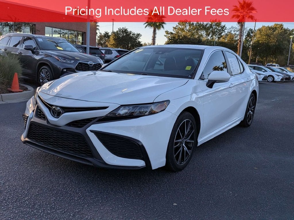 2024 Toyota Camry SE