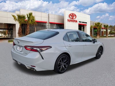 2024 Toyota Camry SE