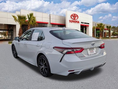 2024 Toyota Camry SE
