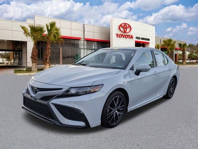2024 Toyota Camry SE