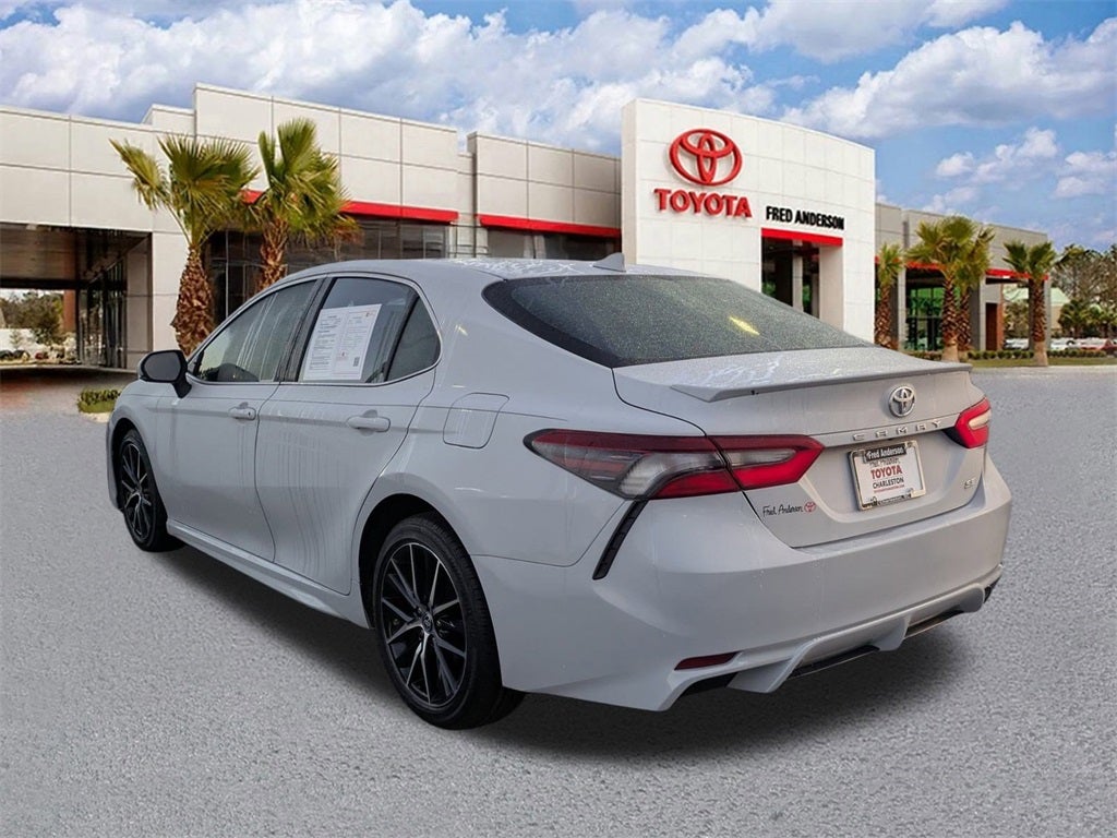 2023 Toyota Camry SE