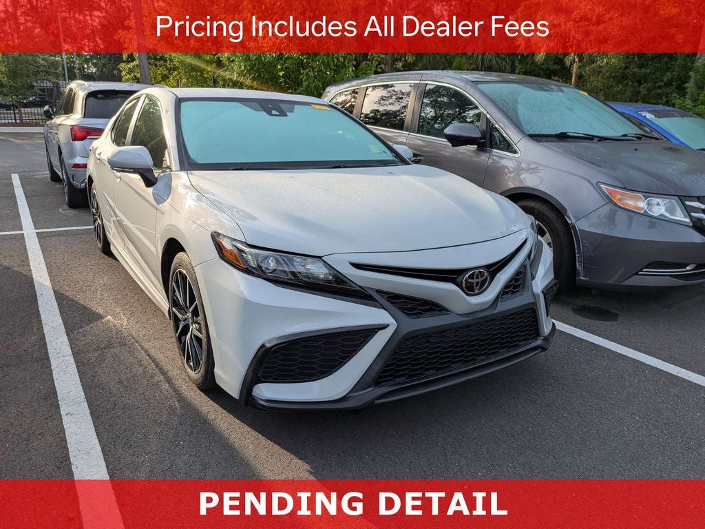 2022 Toyota Camry SE
