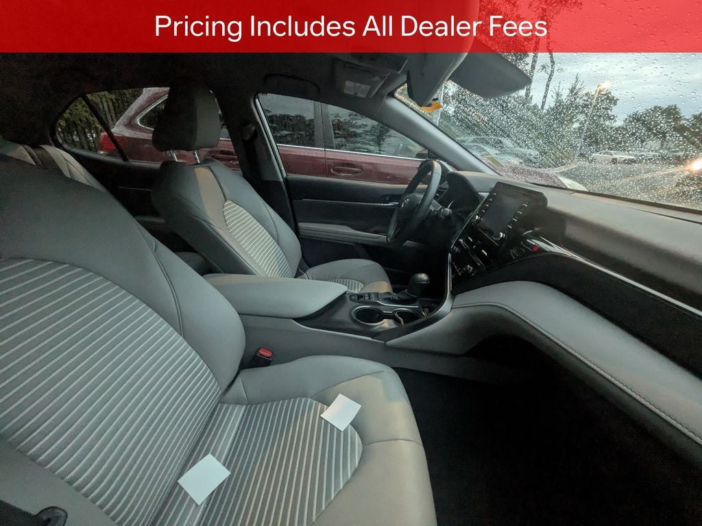 2024 Toyota Camry Hybrid SE