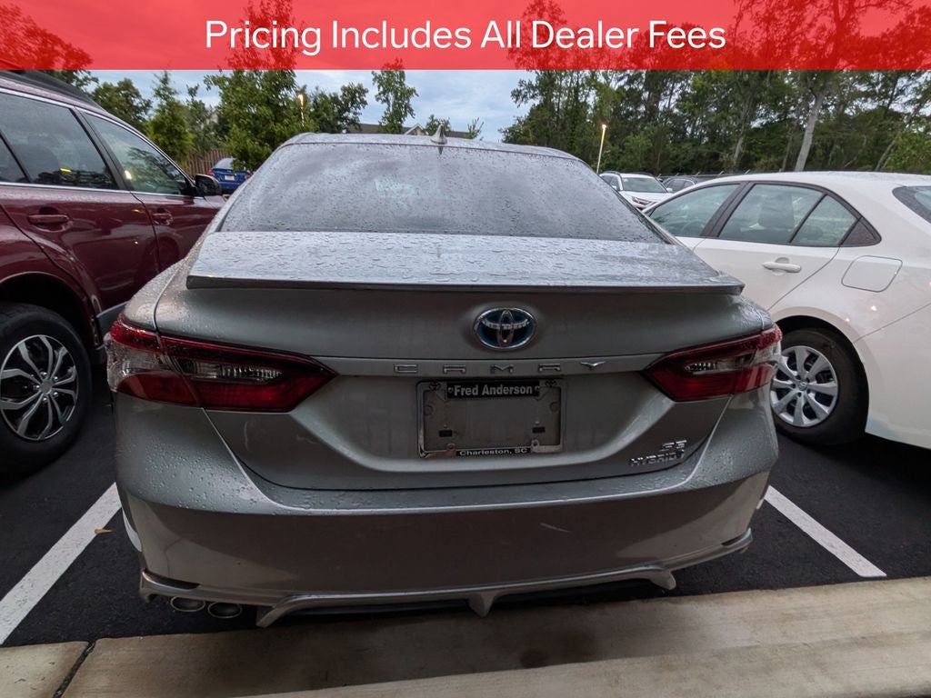 2024 Toyota Camry Hybrid SE