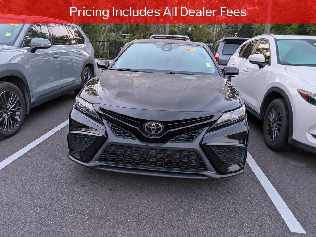 2022 Toyota Camry SE