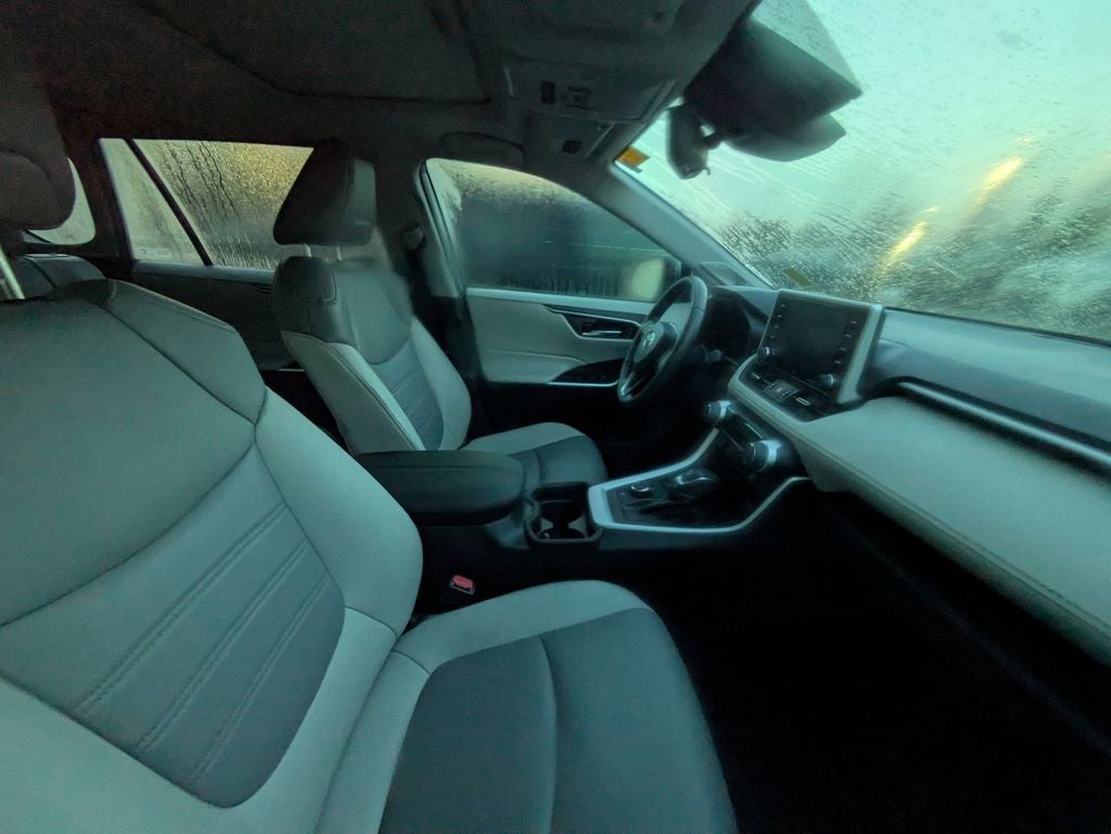 2021 Toyota RAV4 Hybrid XLE Premium