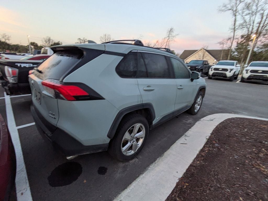 2021 Toyota RAV4 Hybrid XLE Premium