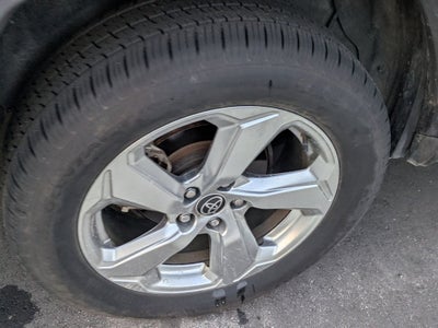 2021 Toyota RAV4 Hybrid XLE Premium