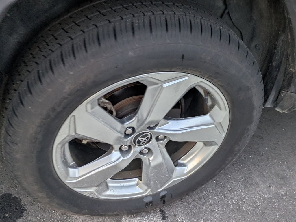 2021 Toyota RAV4 Hybrid XLE Premium