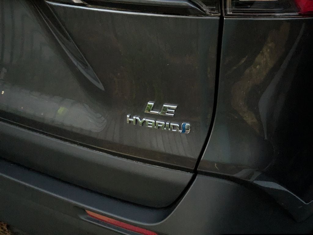 2023 Toyota RAV4 Hybrid LE