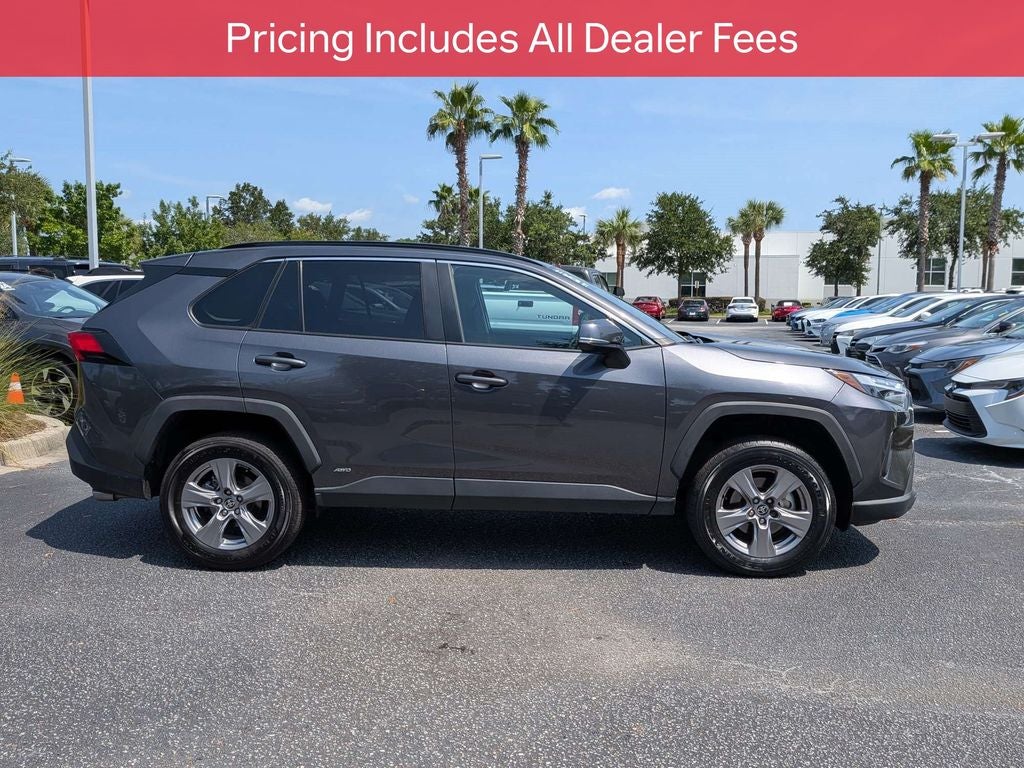 2025 Toyota RAV4 Hybrid LE