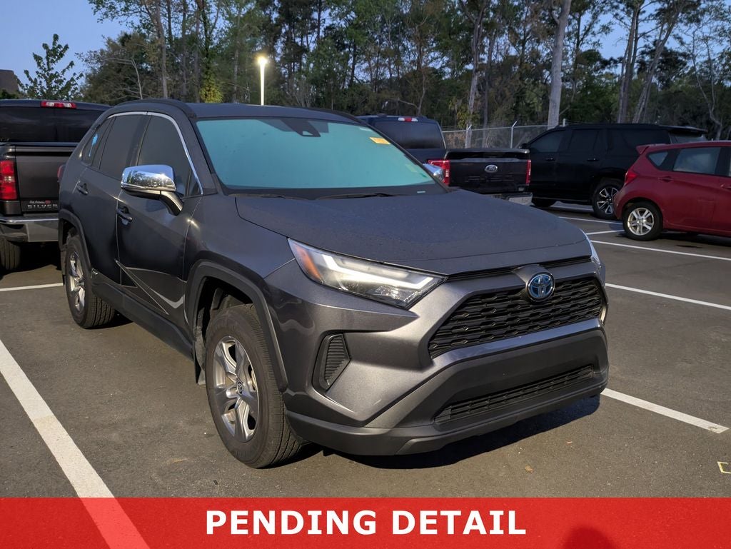 2022 Toyota RAV4 Hybrid XLE