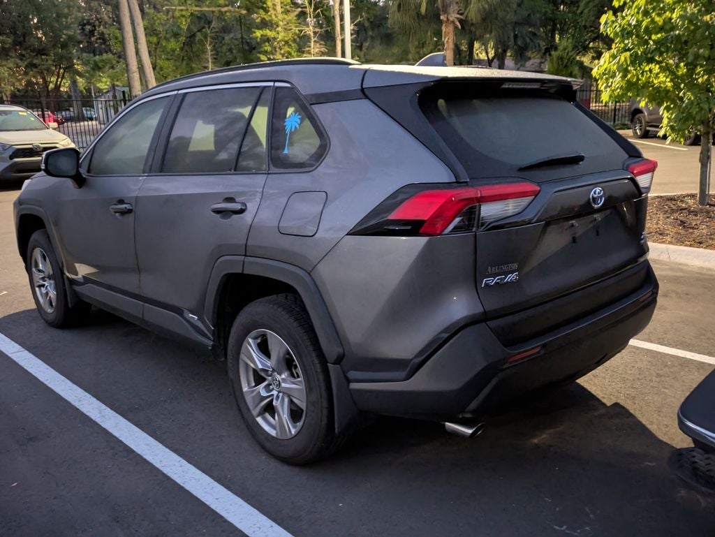 2022 Toyota RAV4 Hybrid XLE