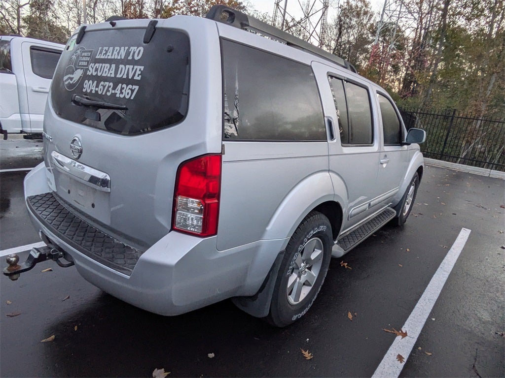2012 Nissan Pathfinder SV