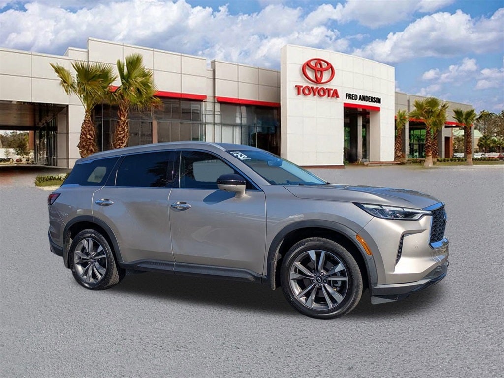 2023 INFINITI QX60 LUXE