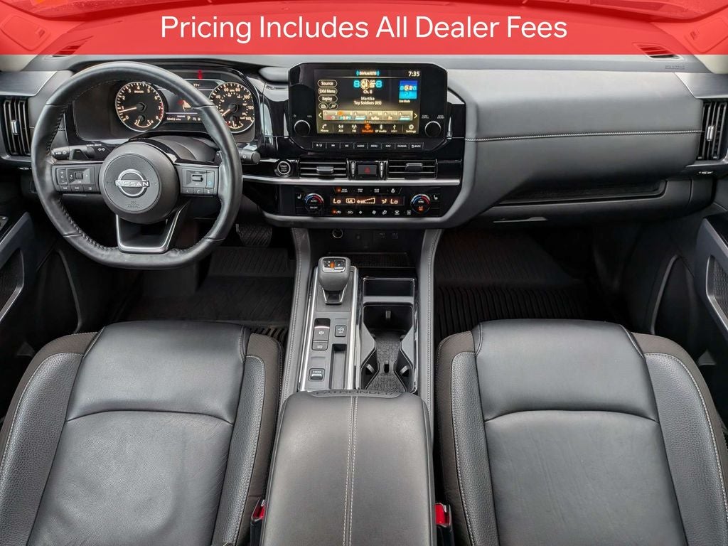 2024 Nissan Pathfinder SL
