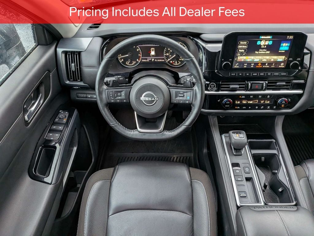 2024 Nissan Pathfinder SL