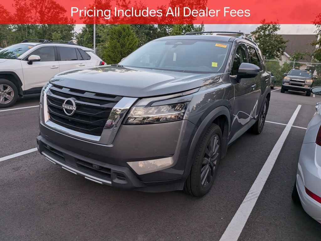 2024 Nissan Pathfinder SL