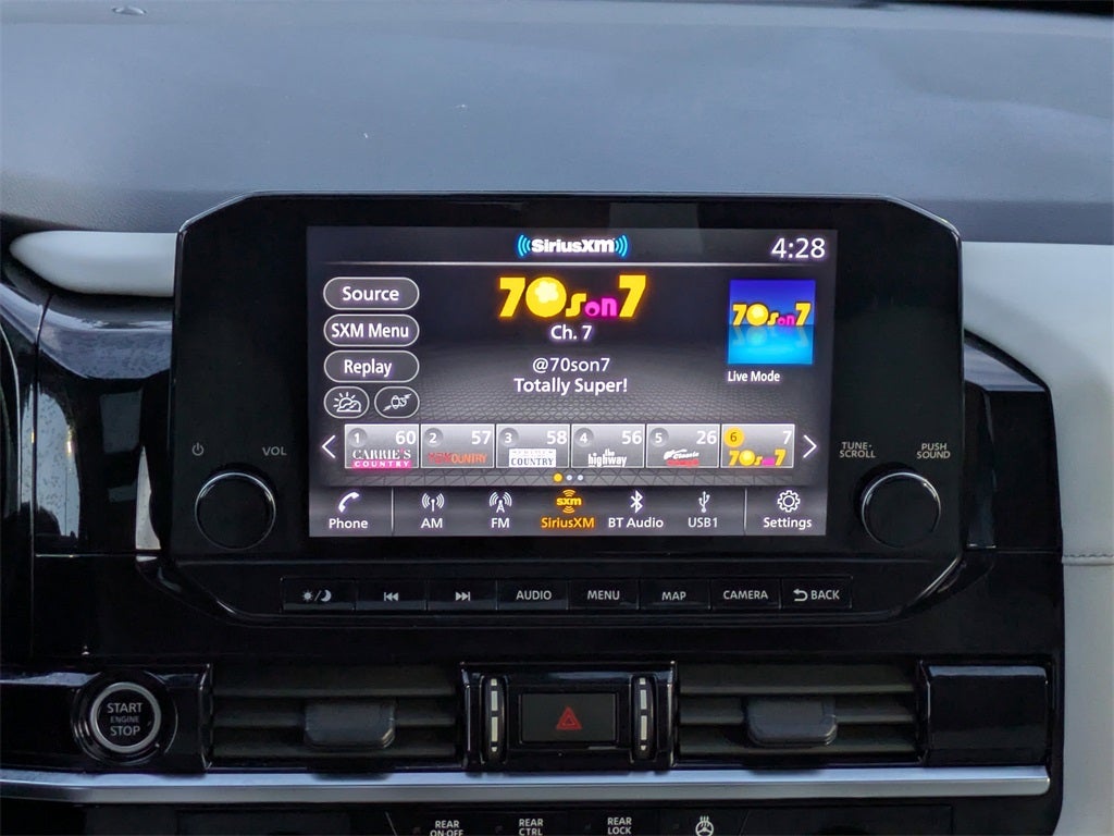 2023 Nissan Pathfinder SL