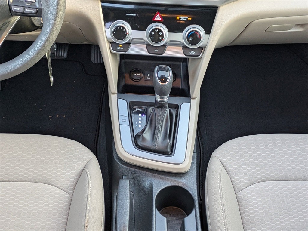 2019 Hyundai Elantra SE