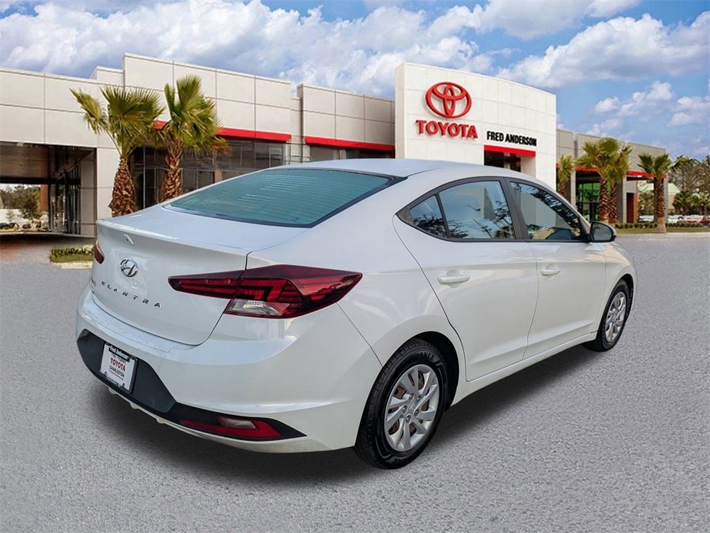 2019 Hyundai Elantra SE