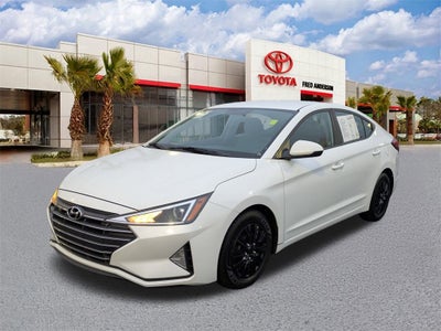 2019 Hyundai Elantra SE