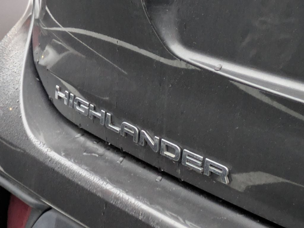 2022 Toyota Highlander L