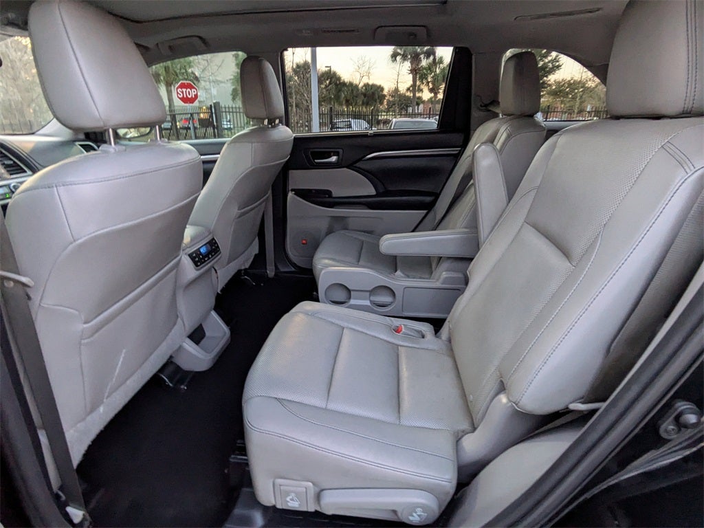 2015 Toyota Highlander Limited Platinum V6