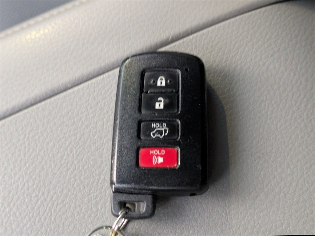 2015 Toyota Highlander Limited Platinum V6