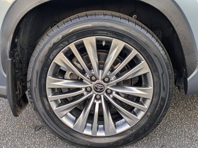 2022 Toyota Highlander Platinum