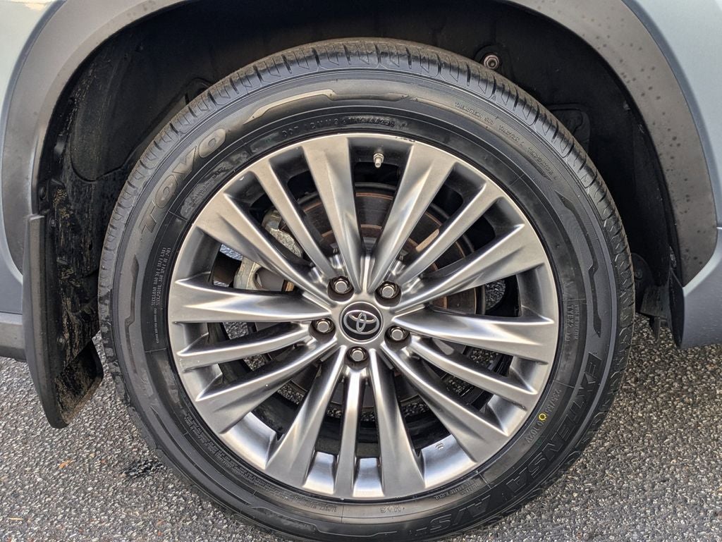 2022 Toyota Highlander Platinum