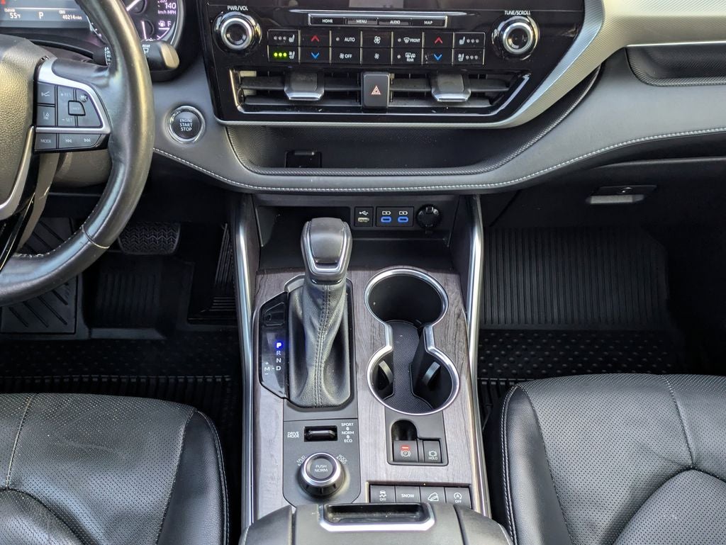 2022 Toyota Highlander Platinum