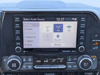 2022 Toyota Highlander XLE