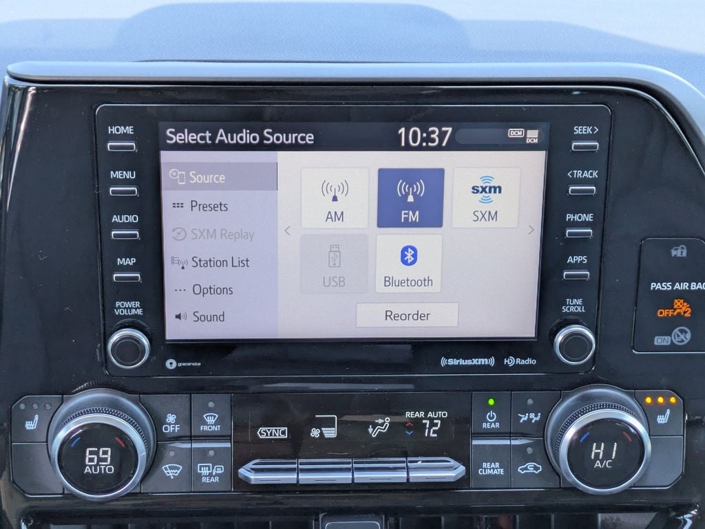 2022 Toyota Highlander XLE