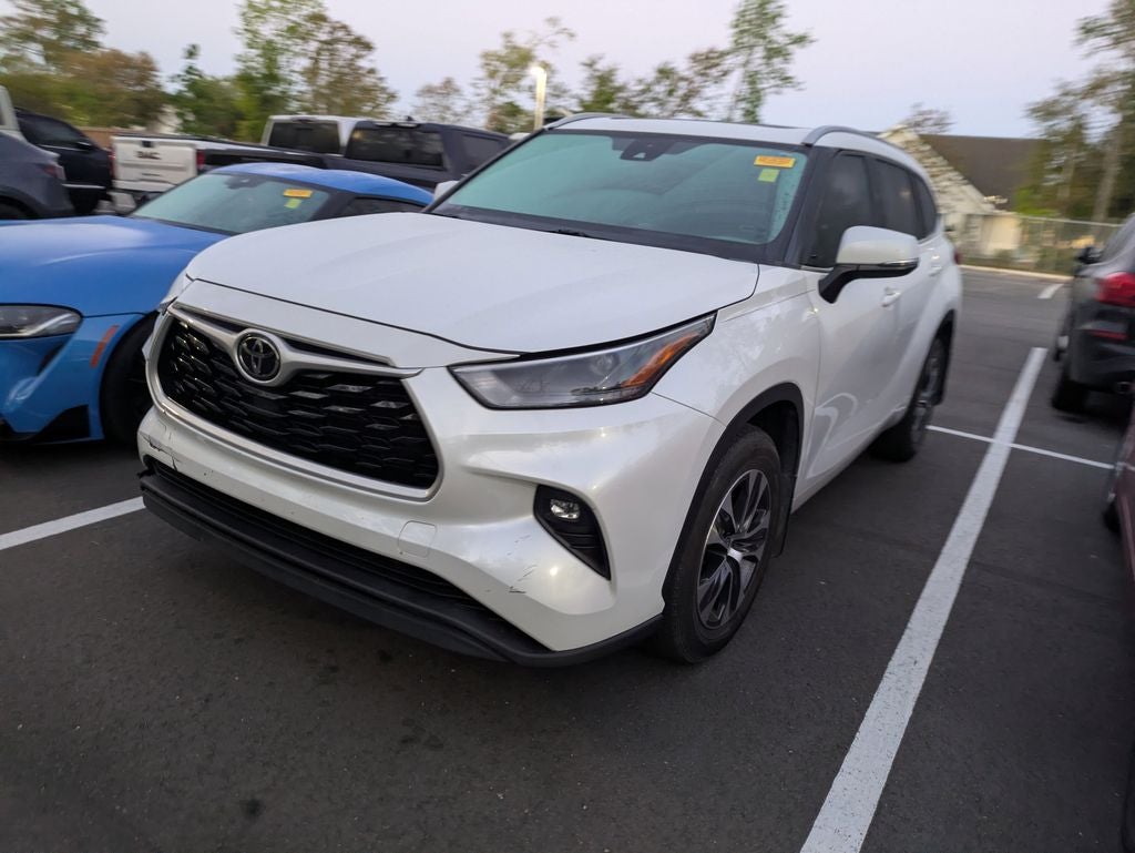 2022 Toyota Highlander XLE
