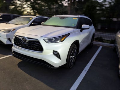 2022 Toyota Highlander XLE