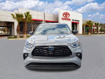 2024 Toyota Highlander Hybrid XLE