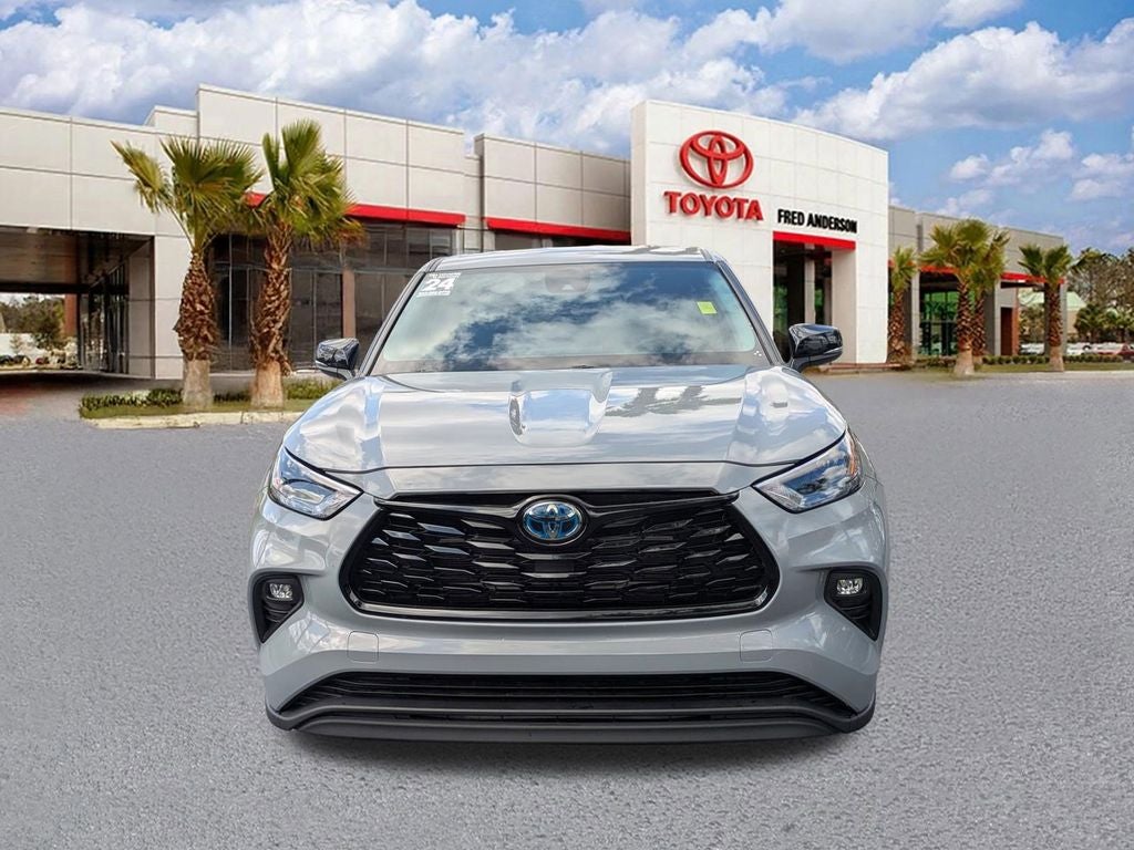 2024 Toyota Highlander Hybrid XLE