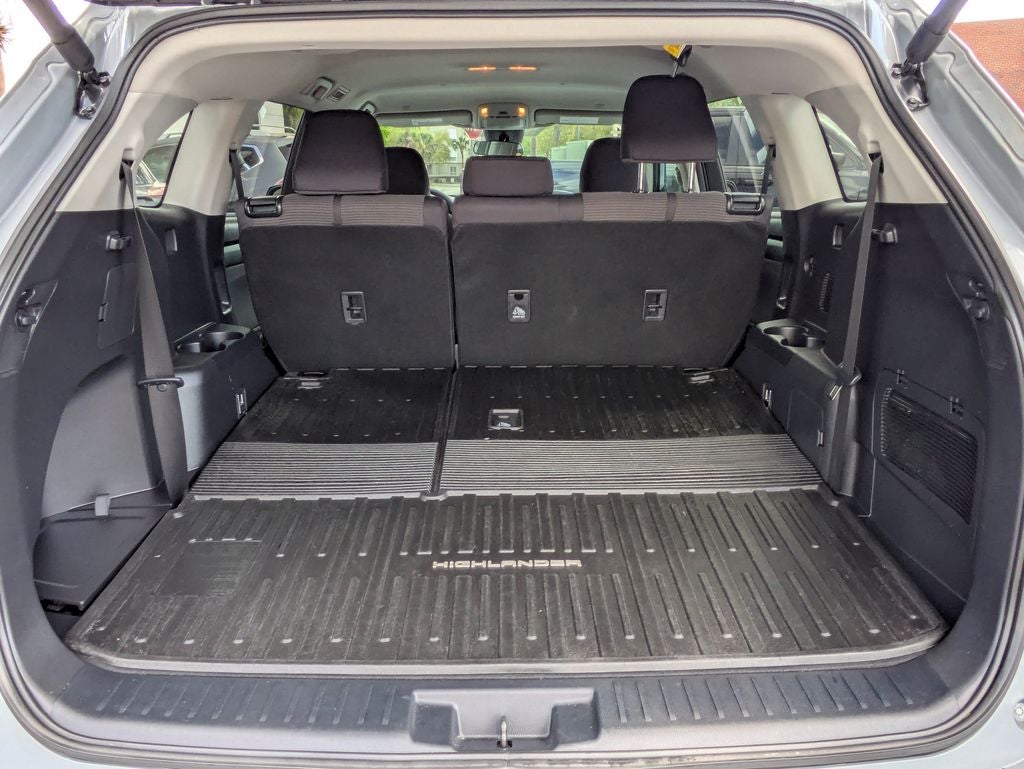 2024 Toyota Highlander Hybrid XLE