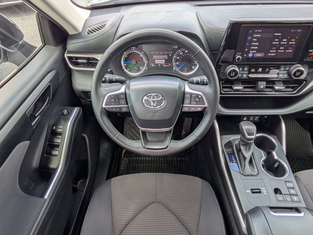 2024 Toyota Highlander Hybrid XLE