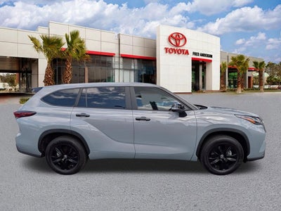 2024 Toyota Highlander Hybrid XLE