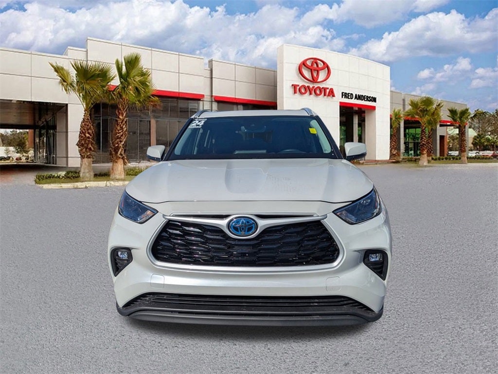 2024 Toyota Highlander Hybrid XLE